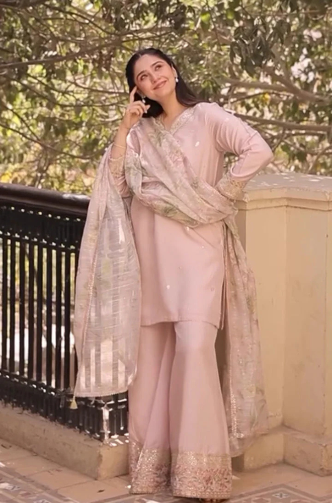 Lawn-3PC Embroidered Shirt with Organza Digital Printed Dupatta-5206