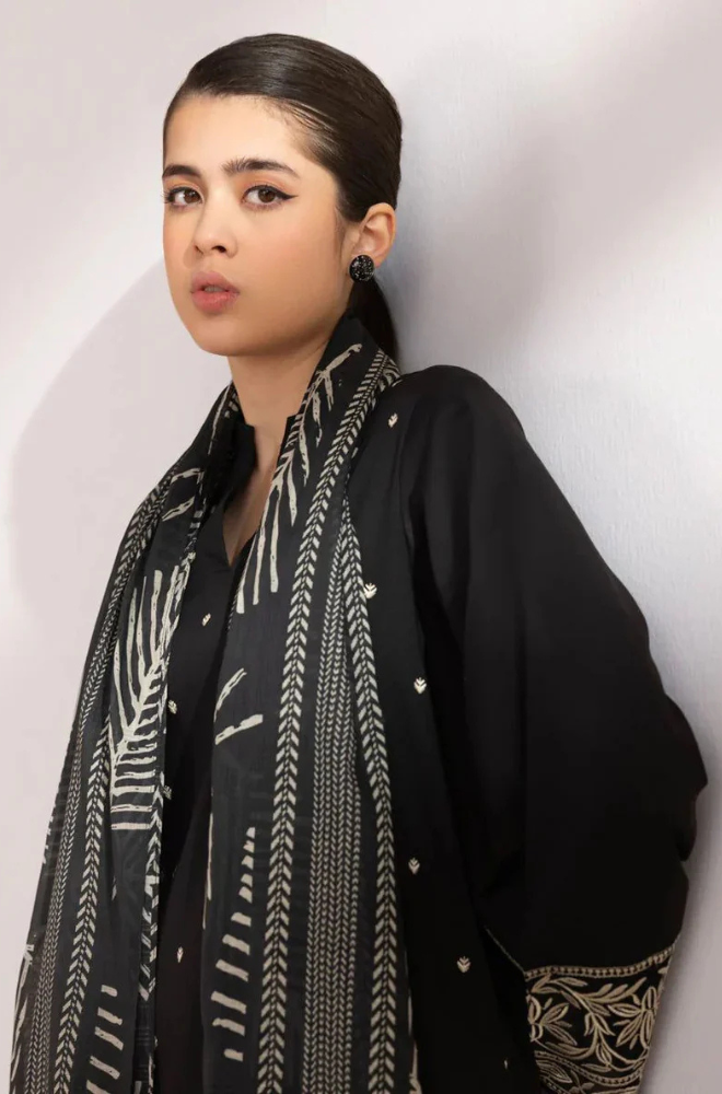 3PC LAWN EMBROIDERED SHIRT WITH DIGITAL PRINTED JACQUARD DUPATTA - 5027