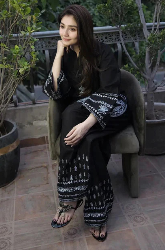 Lawn-2pc Embroidered-5100