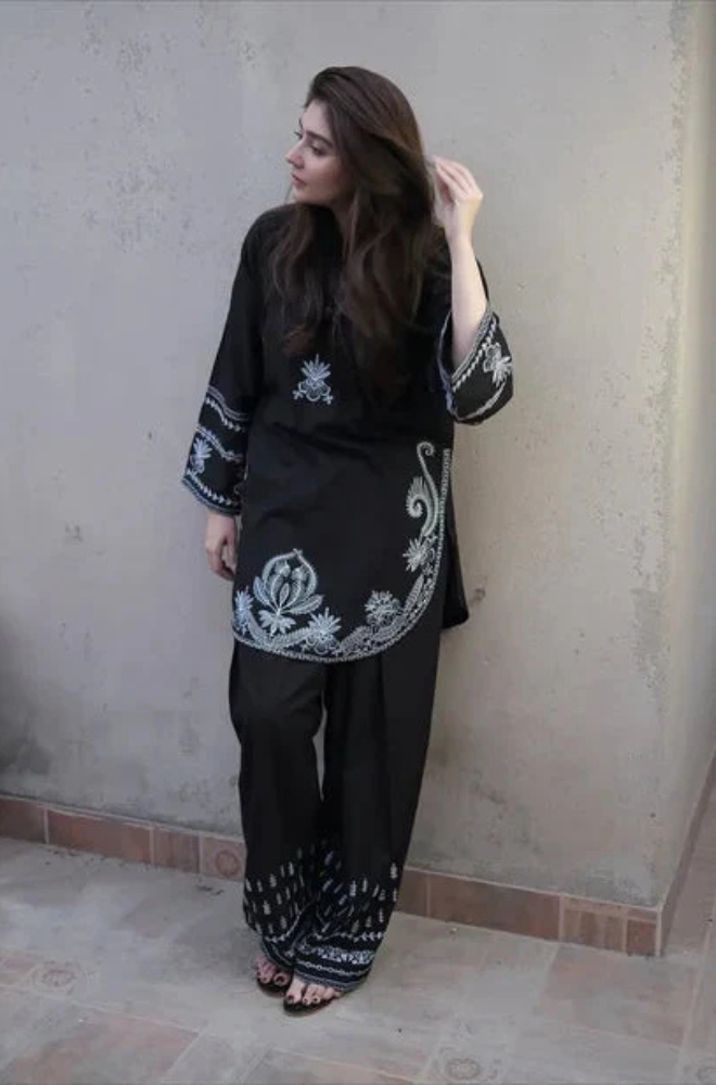 Lawn-2pc Embroidered-5100